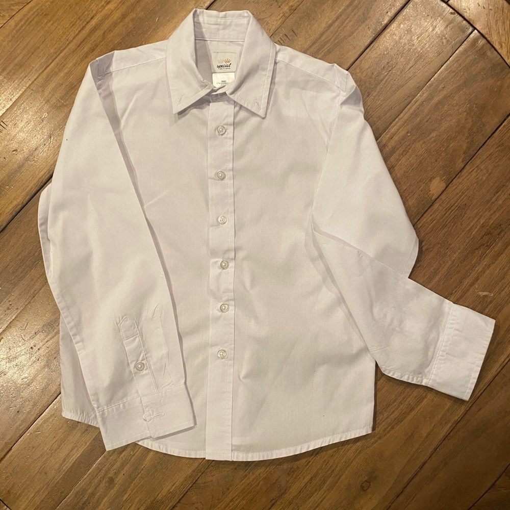NWOT Boys size 8 white button down shirt